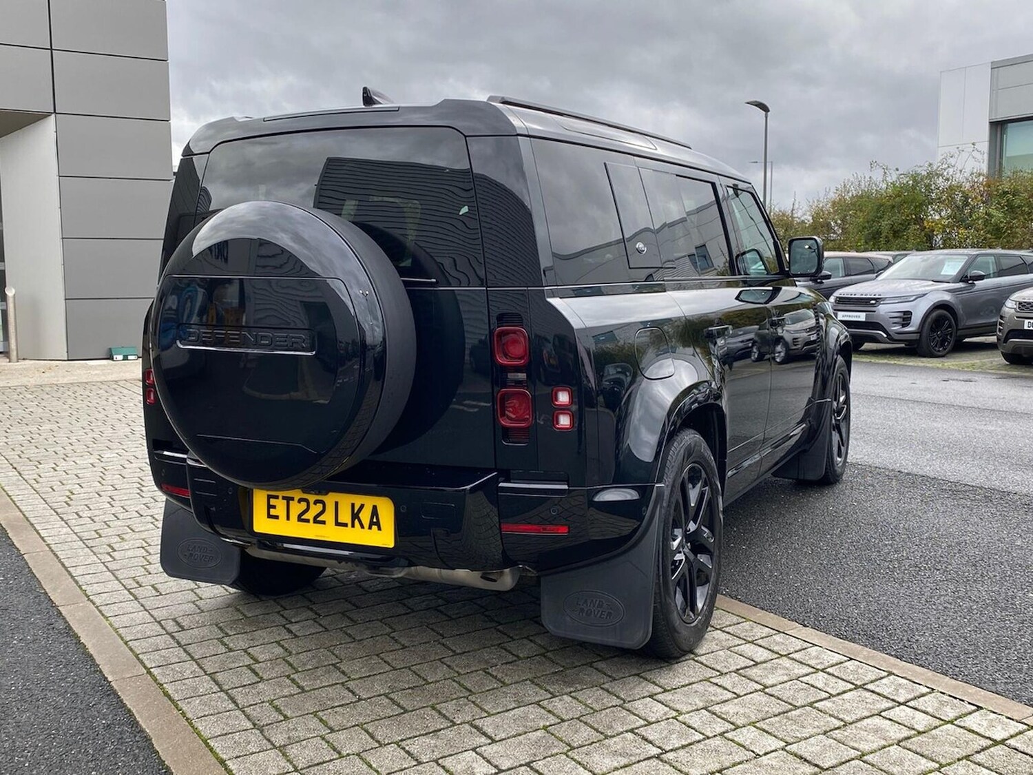 Used Land Rover Defender 2022 for sale - 76430818: Photo 34