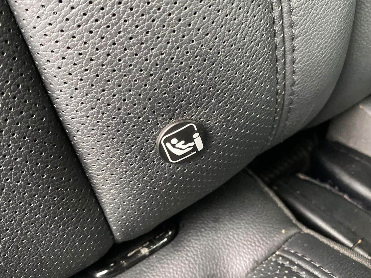 Used Land Rover Defender 2022 for sale - 76430818: Photo 38