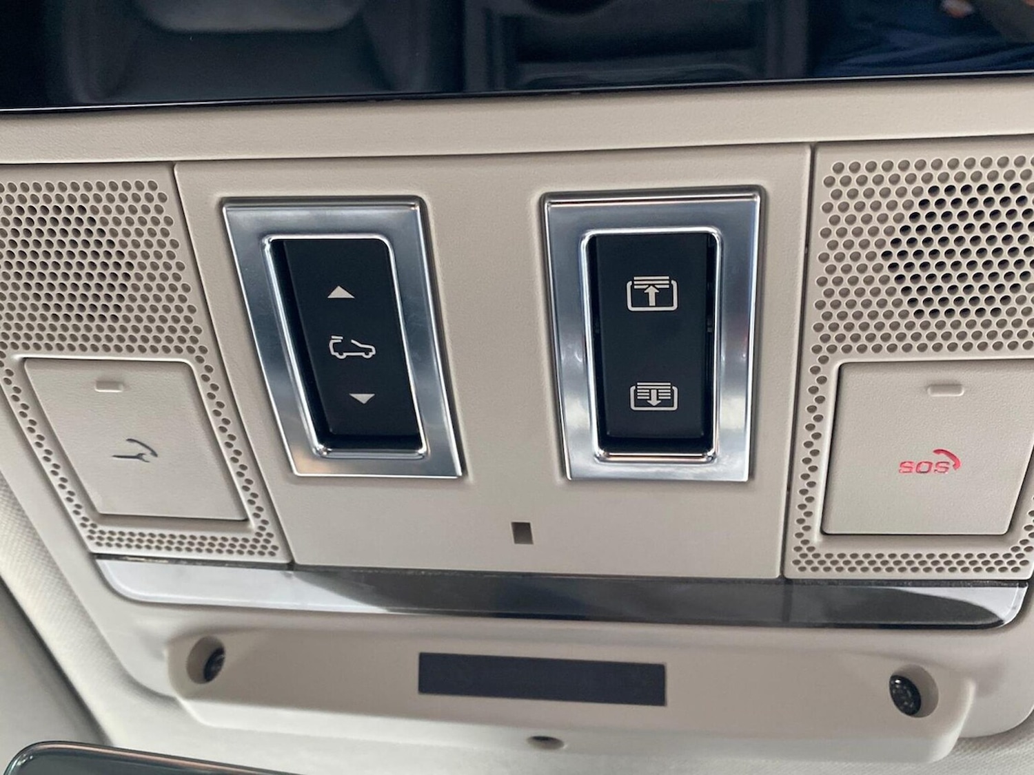 Used Land Rover Defender 2022 for sale - 76430818: Photo 43