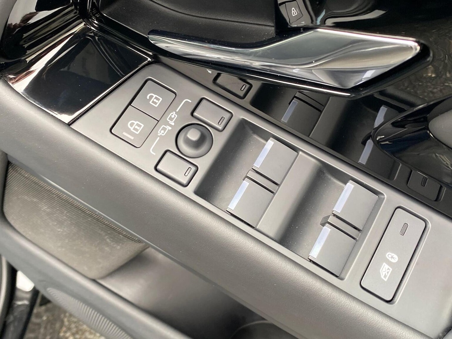 Used Land Rover Range Rover Evoque 2025 for sale - 77488100: Photo 24