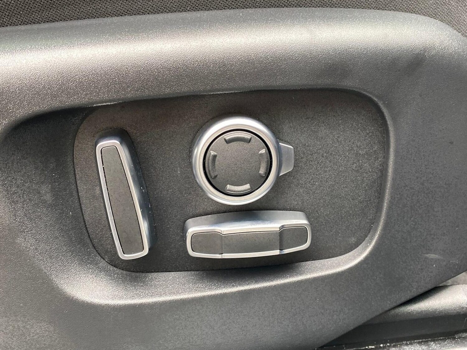 Used Land Rover Range Rover Evoque 2025 for sale - 77488100: Photo 30