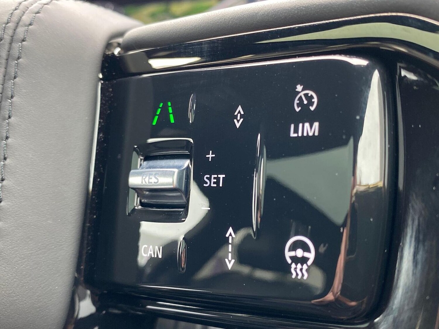 Used Land Rover Range Rover Evoque 2025 for sale - 77488100: Photo 40