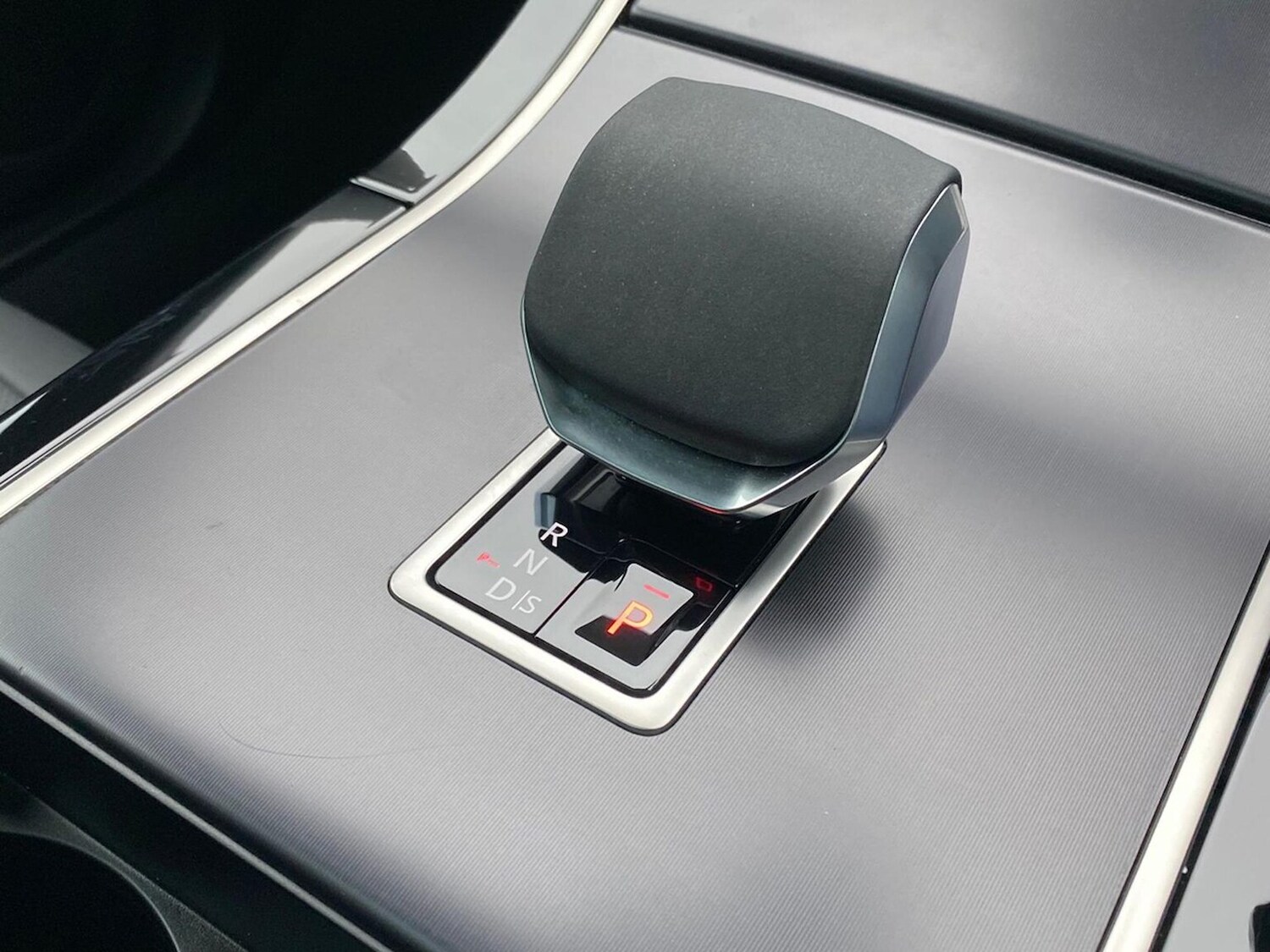 Used Land Rover Range Rover Evoque 2025 for sale - 77901707: Photo 13