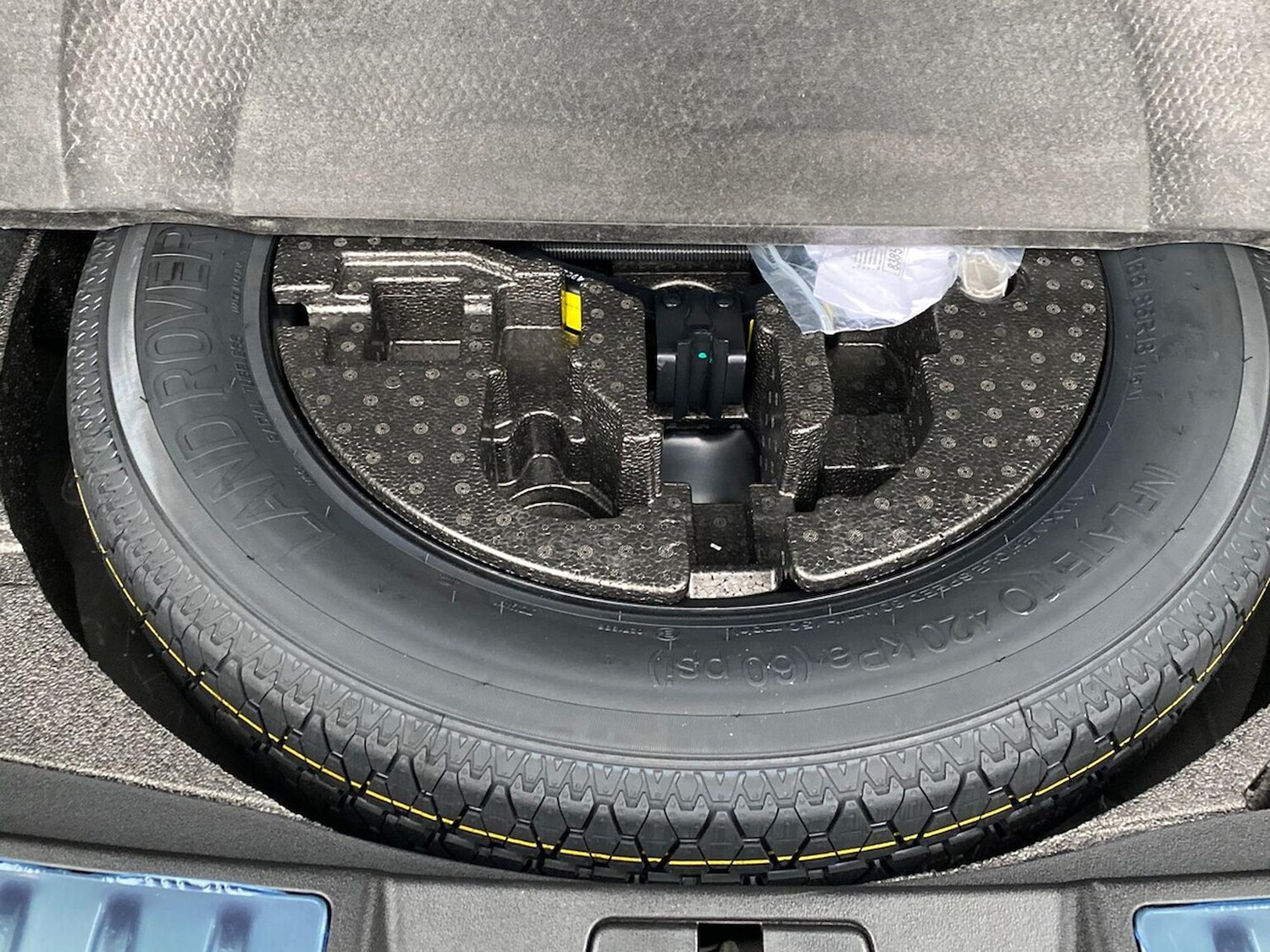 Used Land Rover Range Rover Evoque 2025 for sale - 77901707: Photo 33