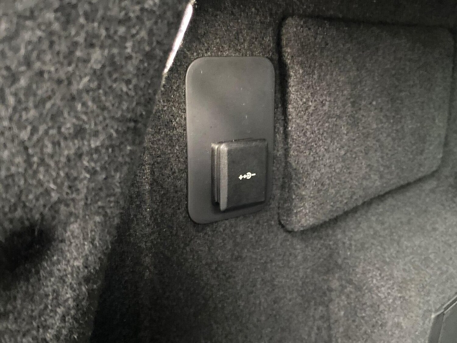 Used Land Rover Range Rover Evoque 2025 for sale - 77901707: Photo 34