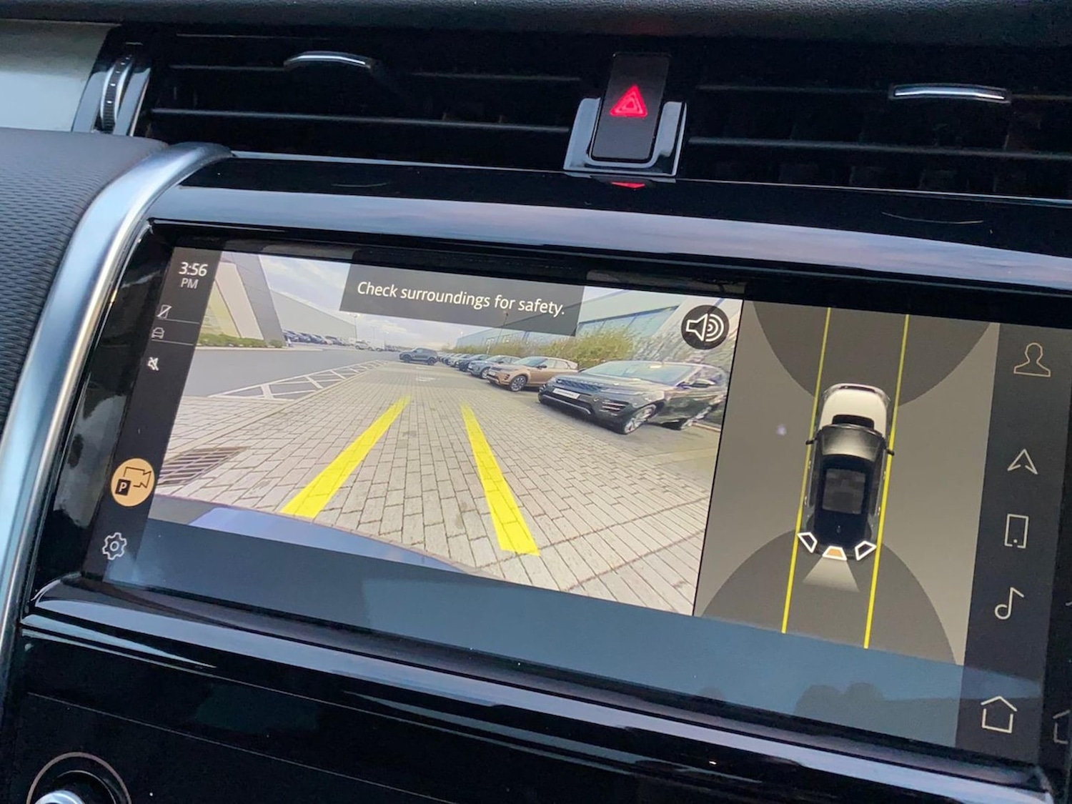 Used Land Rover Discovery Sport 2022 for sale - 76706415: Photo 12