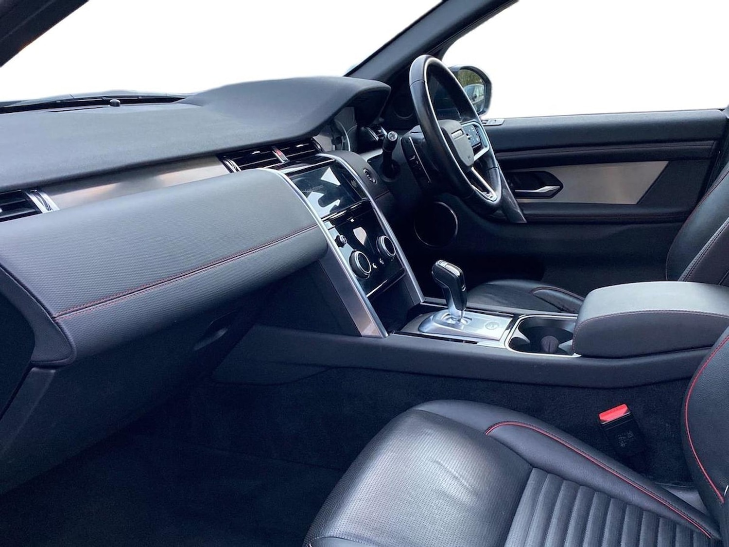 Used Land Rover Discovery Sport 2022 for sale - 76706415: Photo 3