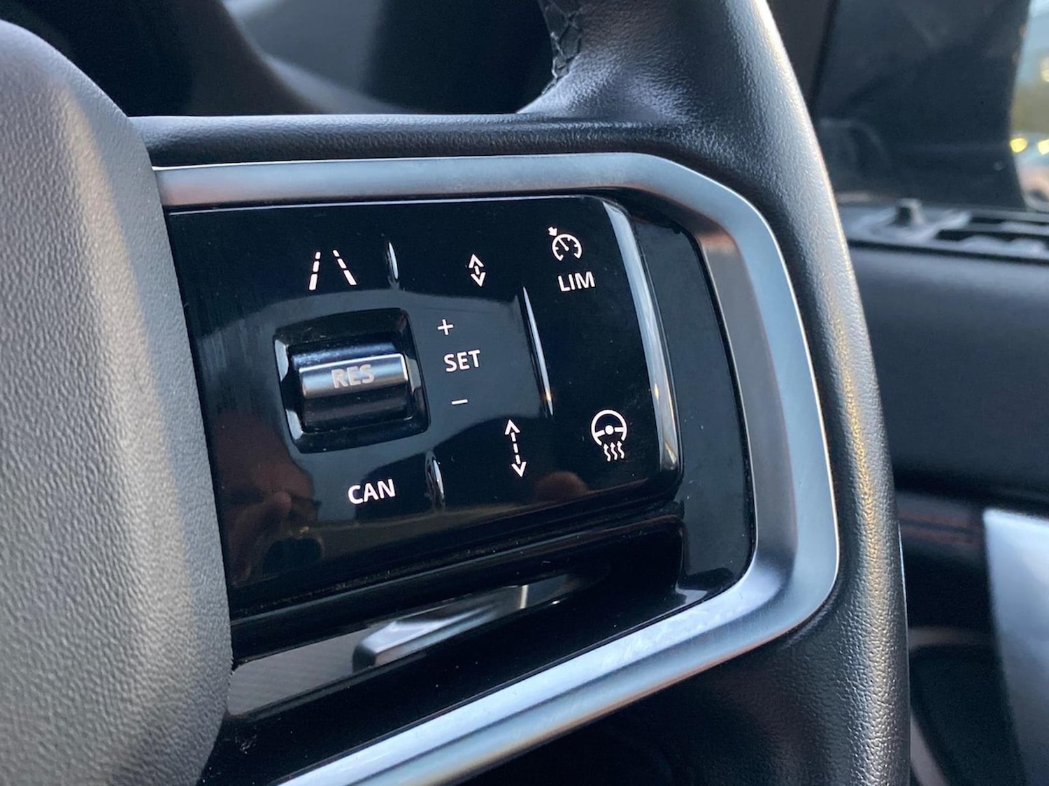 Used Land Rover Discovery Sport 2022 for sale - 76706415: Photo 33