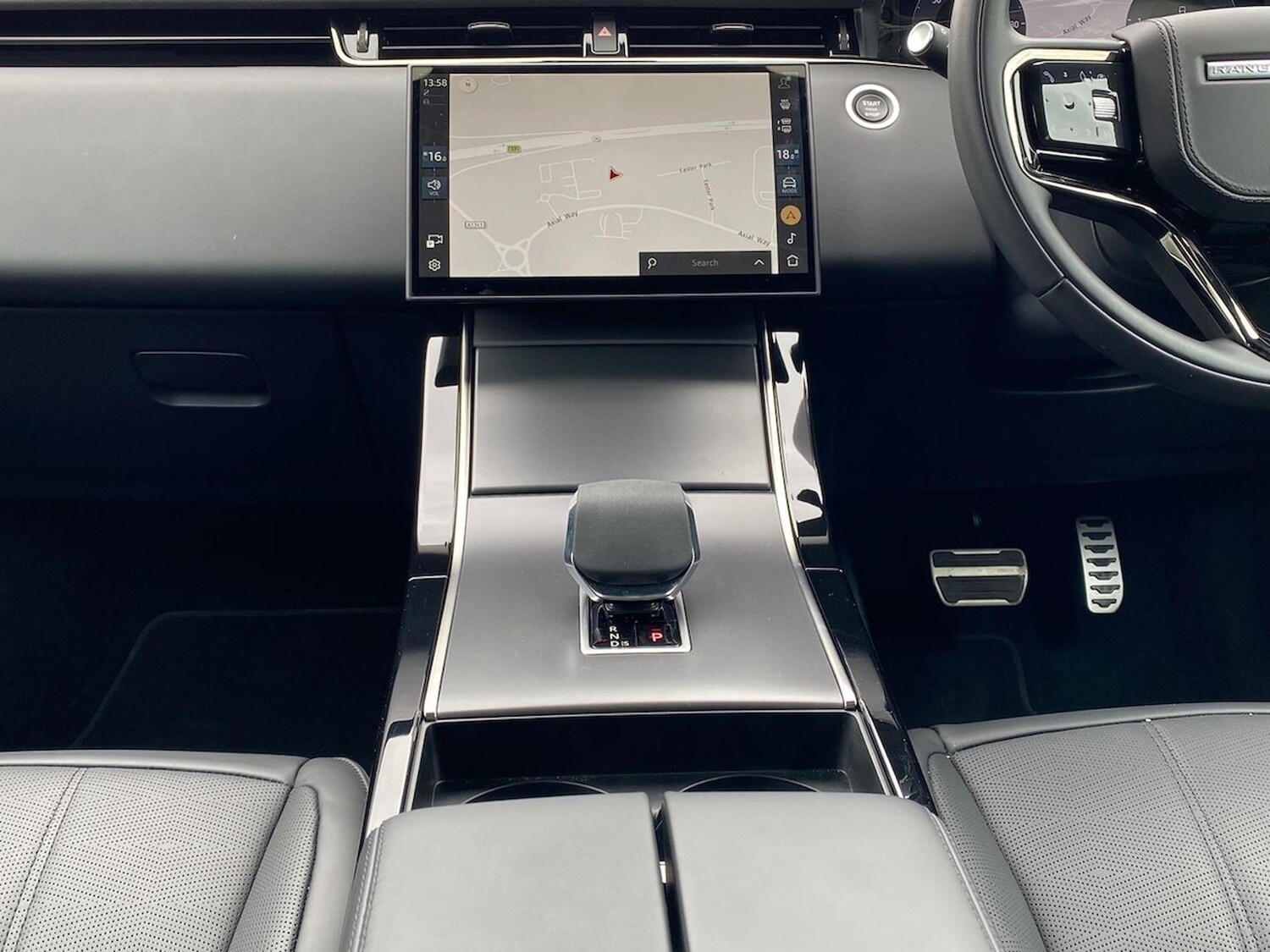 Used Land Rover Range Rover Evoque 2025 for sale - 76046059: Photo 14