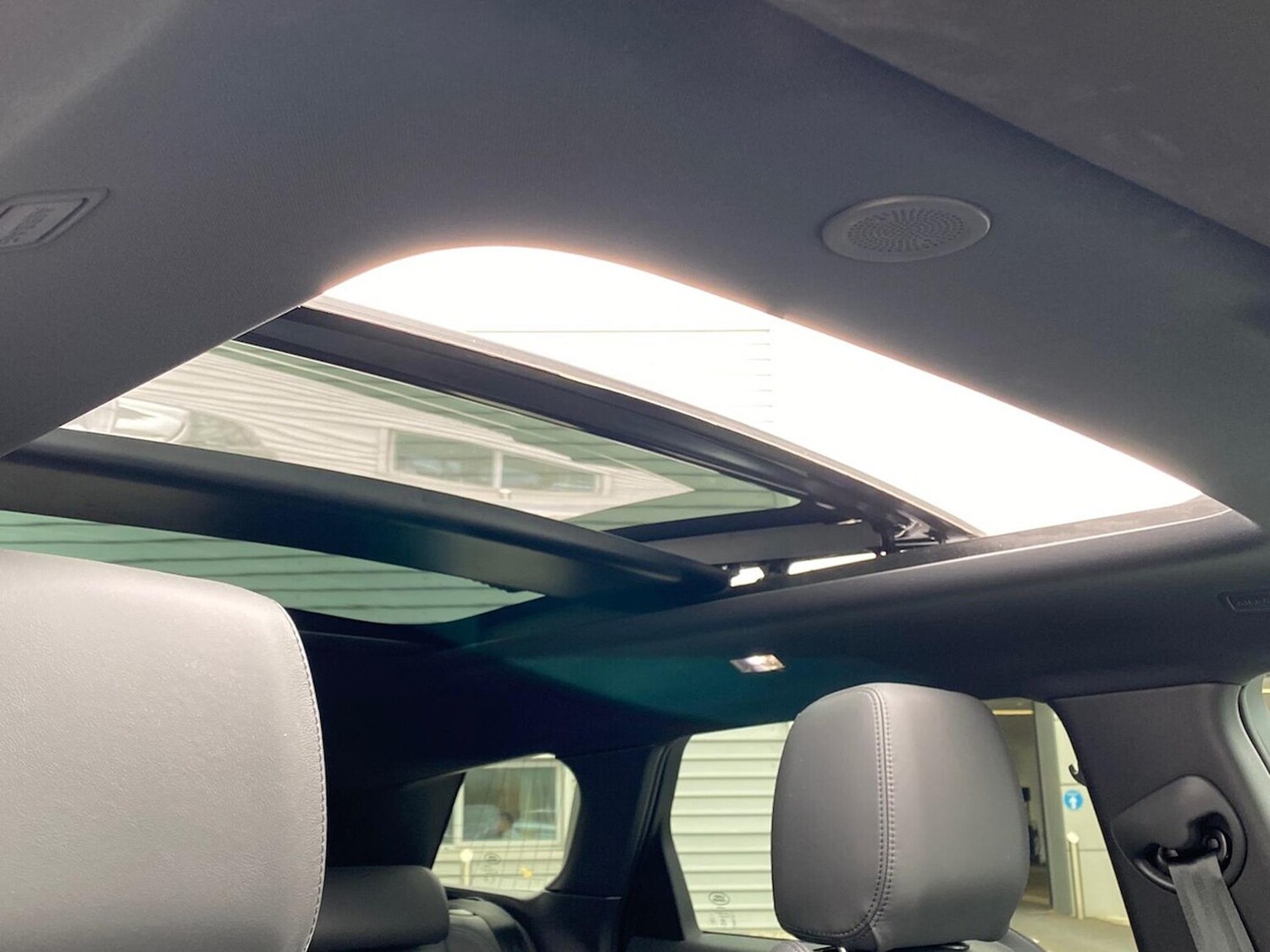 Used Land Rover Range Rover Evoque 2025 for sale - 76046059: Photo 21