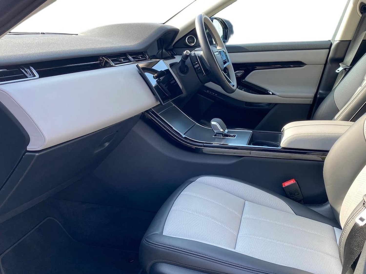 Used Land Rover Range Rover Evoque 2024 for sale - 78193493: Photo 5