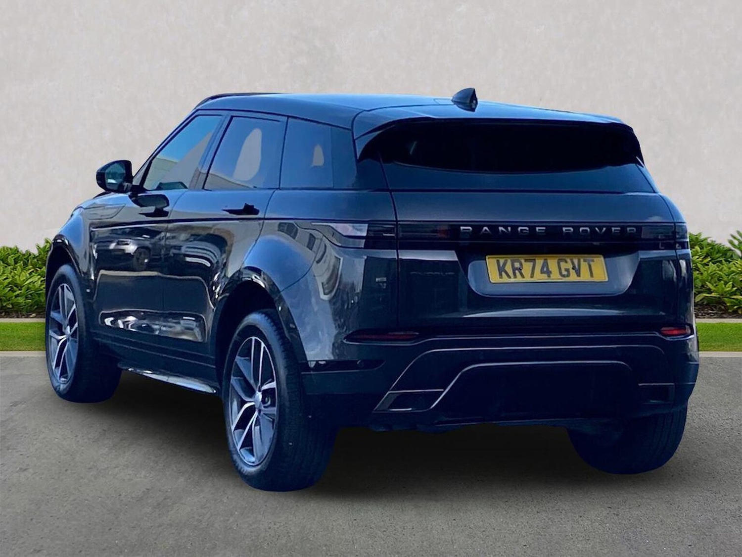 Used Land Rover Range Rover Evoque 2024 for sale - 78039361: Photo 2