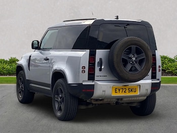 Used Land Rover Defender 2022 for sale - 76243199: Photo