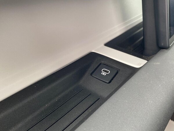 Used Land Rover Defender 2022 for sale - 76243199: Photo 32