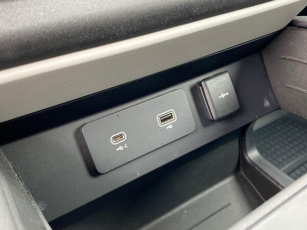 Used Land Rover Defender 2022 for sale - 76243199: Photo 33