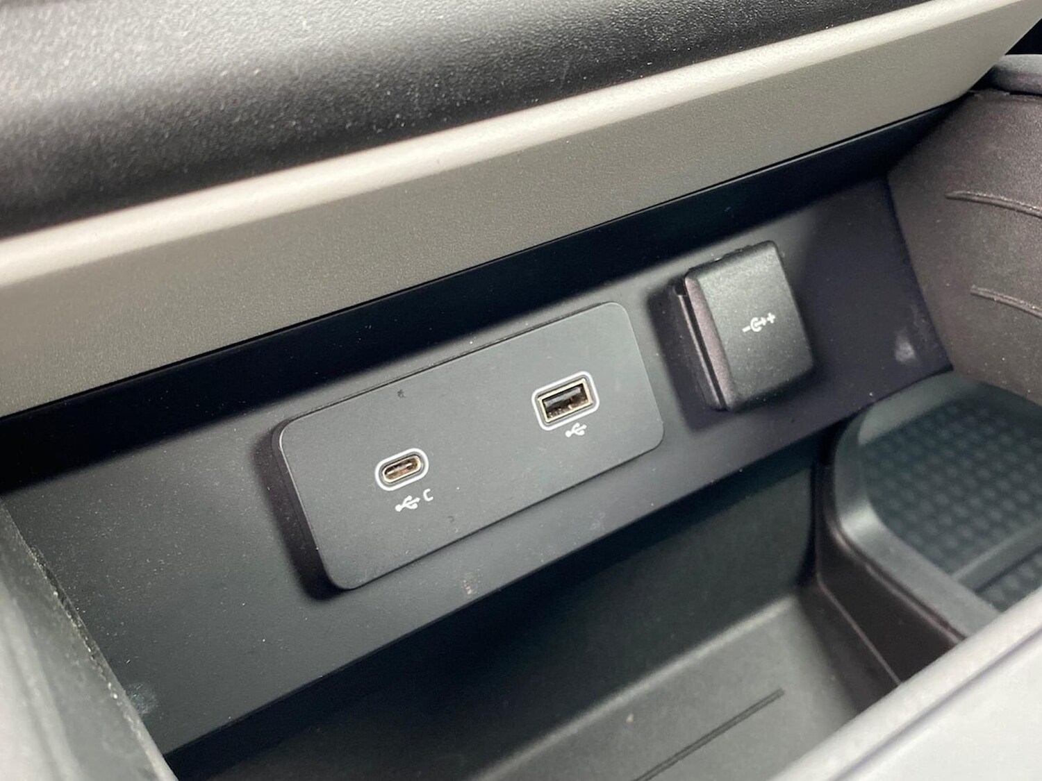 Used Land Rover Defender 2022 for sale - 76243199: Photo 36