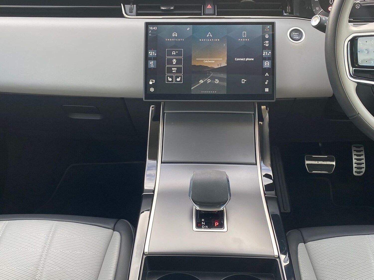 Used Land Rover Range Rover Evoque 2025 for sale - 76057904: Photo 14