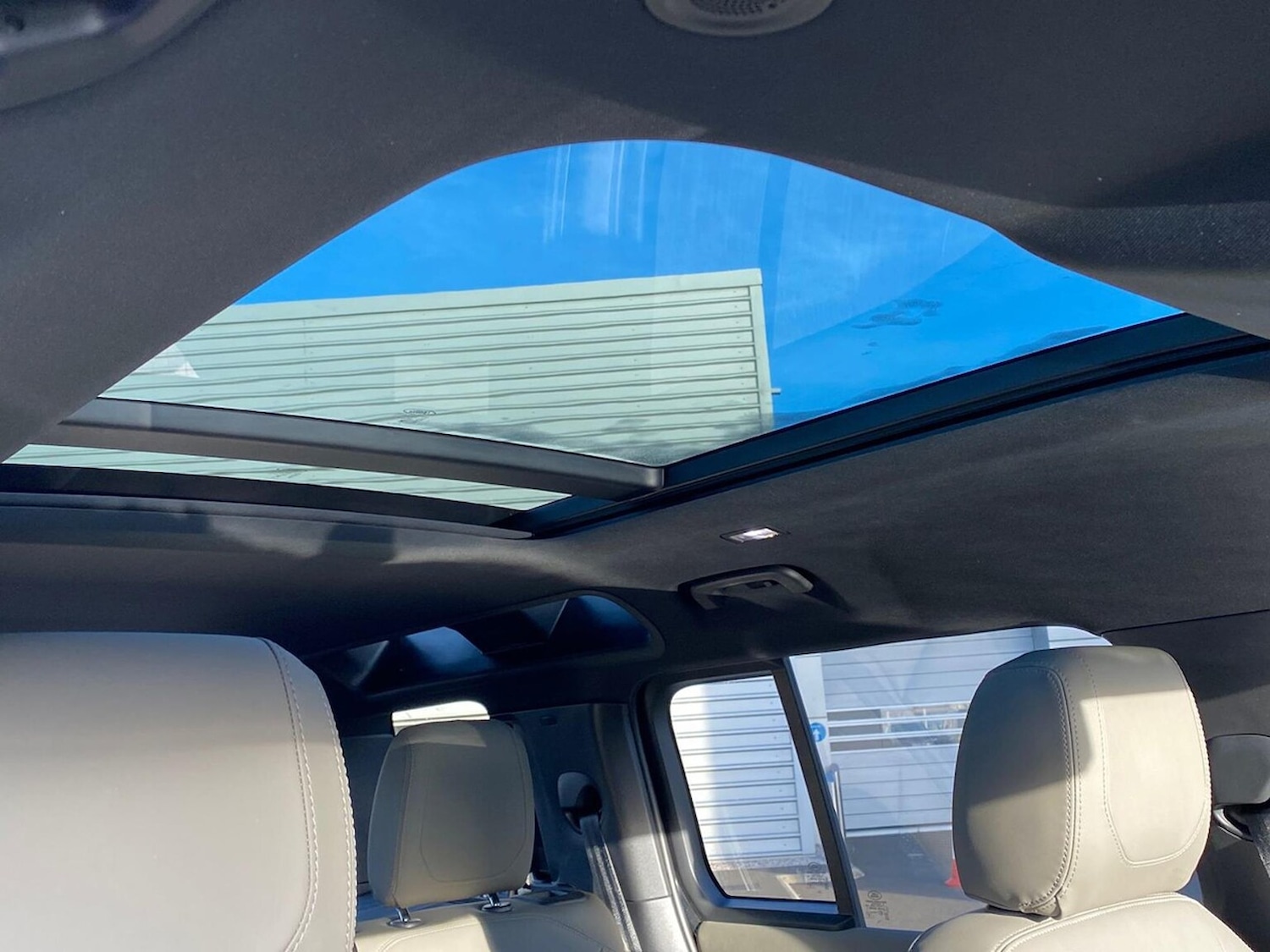 Used Land Rover Defender 2023 for sale - 76578303: Photo 20