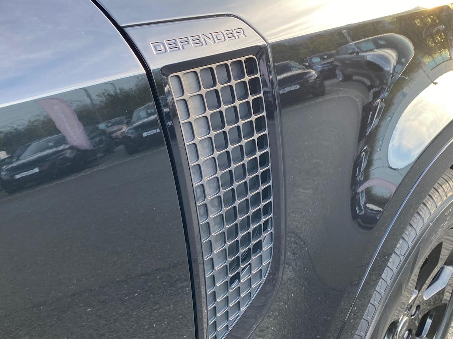 Used Land Rover Defender 2023 for sale - 76578303: Photo 24