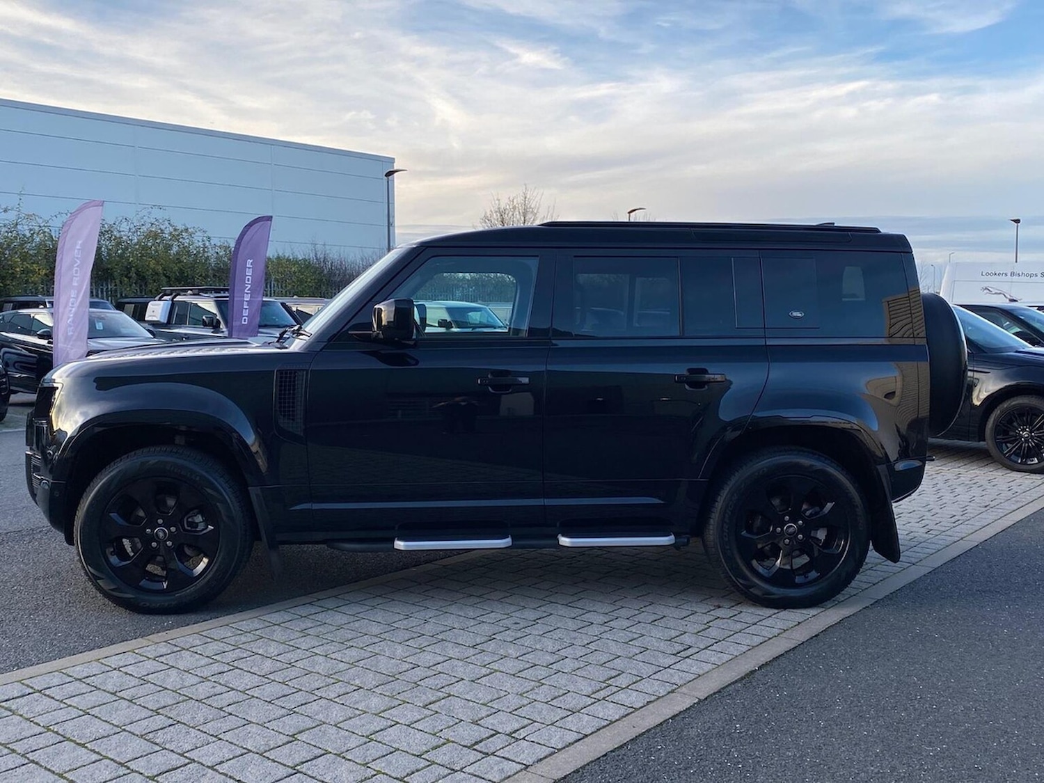 Used Land Rover Defender 2023 for sale - 76578303: Photo 30