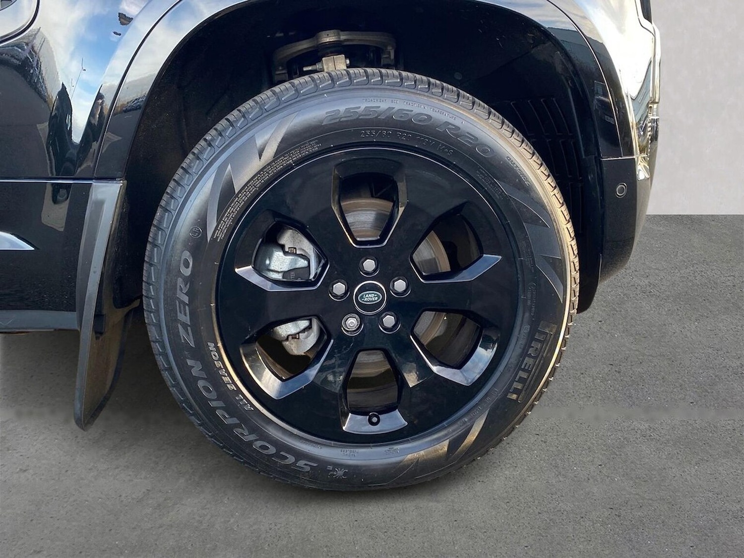 Used Land Rover Defender 2023 for sale - 76578303: Photo 8