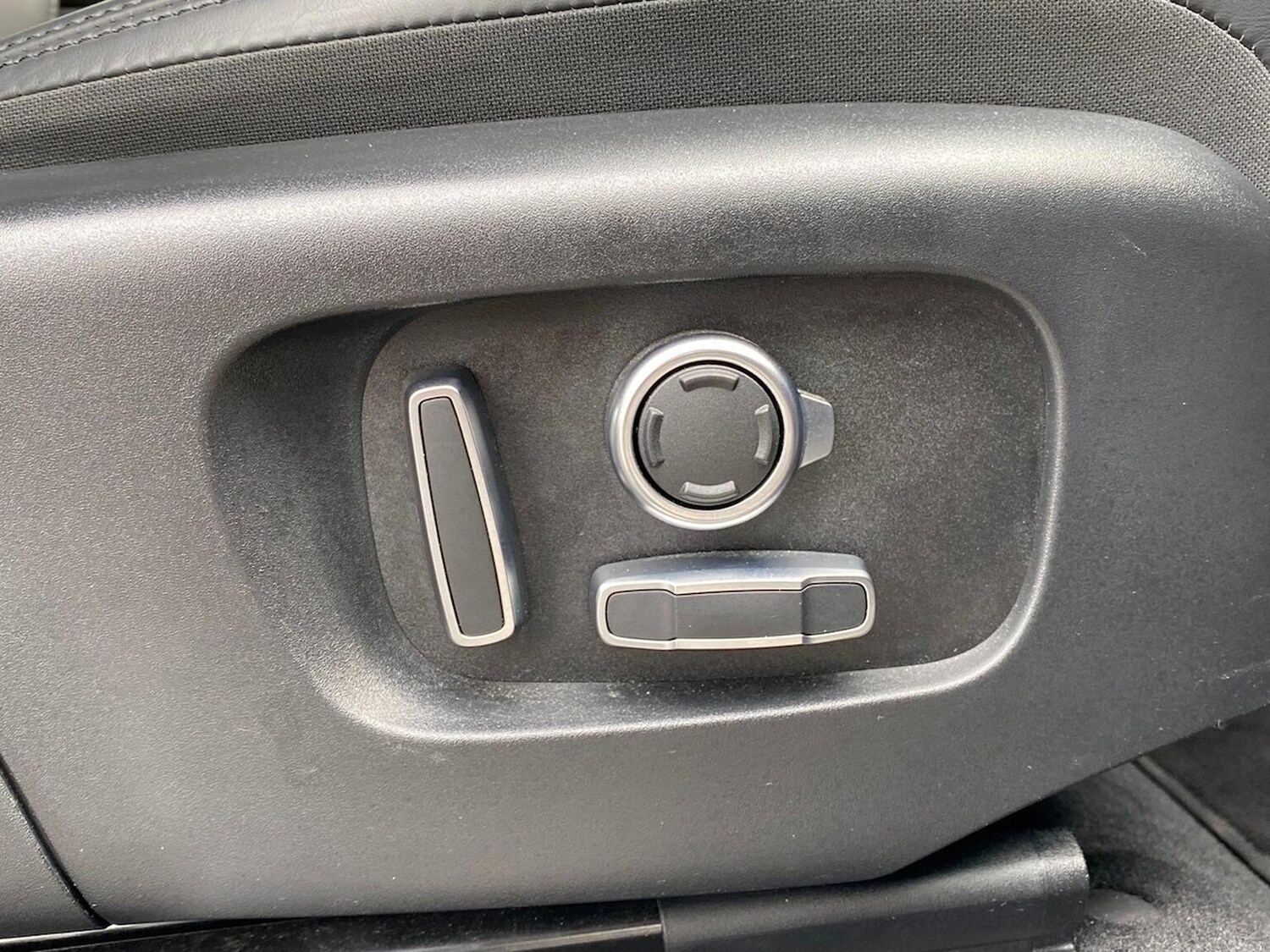 Used Land Rover Range Rover Evoque 2024 for sale - 78193509: Photo 32