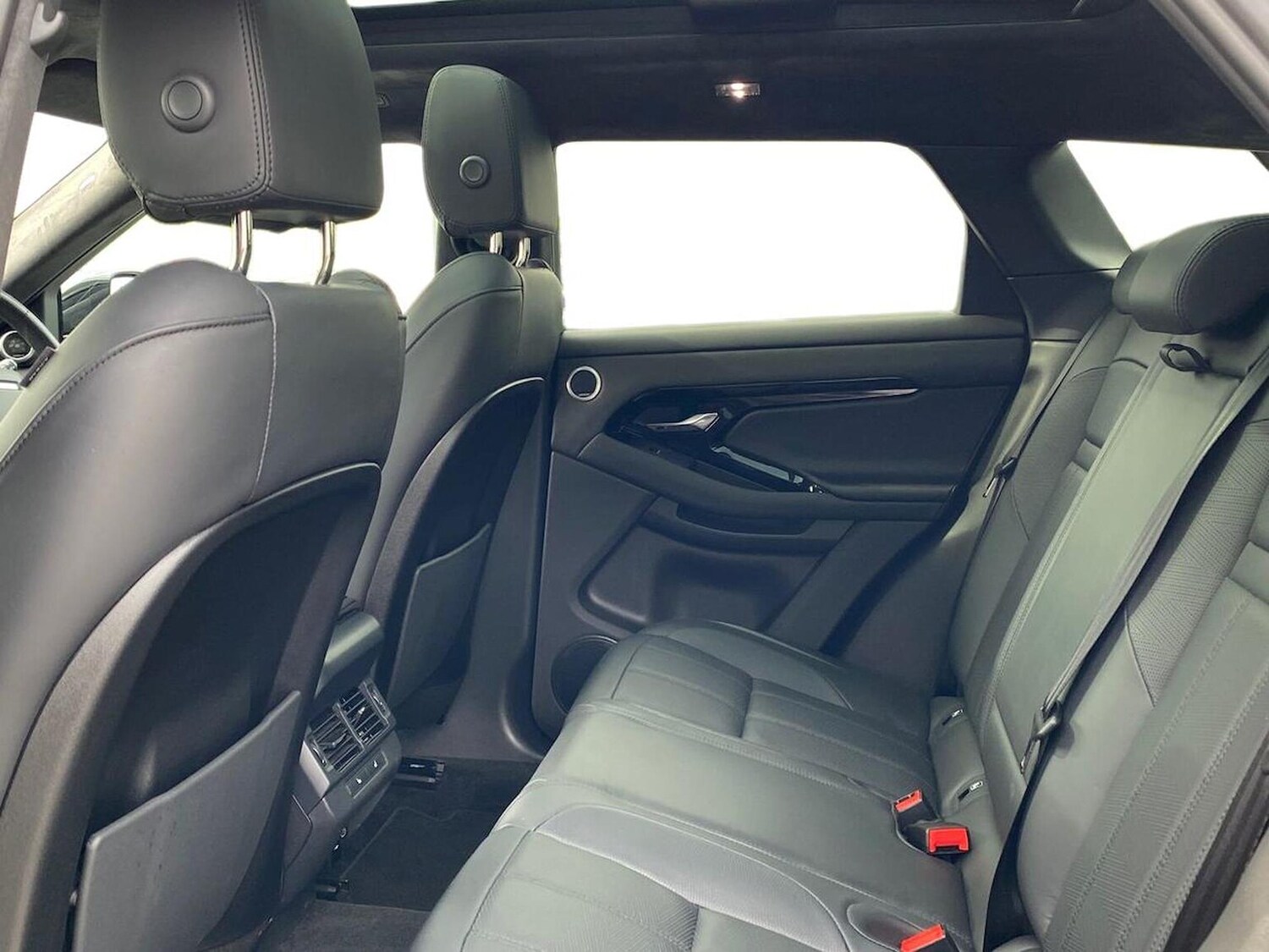 Used Land Rover Range Rover Evoque 2024 for sale - 78193509: Photo 6