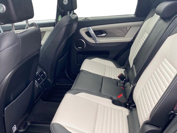 Used Land Rover Discovery Sport 2024 for sale - 76097642: Photo 4