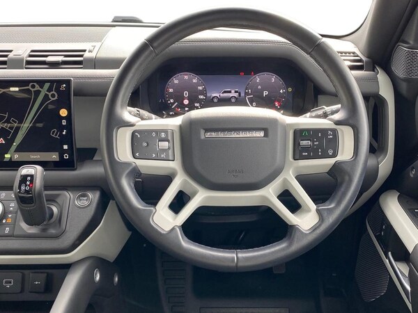 Used Land Rover Defender 2024 for sale - 76198373: Photo 15