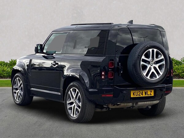 Used Land Rover Defender 2024 for sale - 76198373: Photo 2