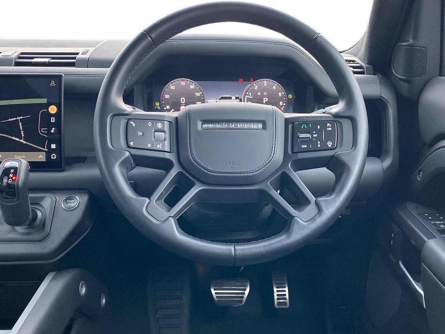 Used Land Rover Defender 2024 for sale - 78039350: Photo 15