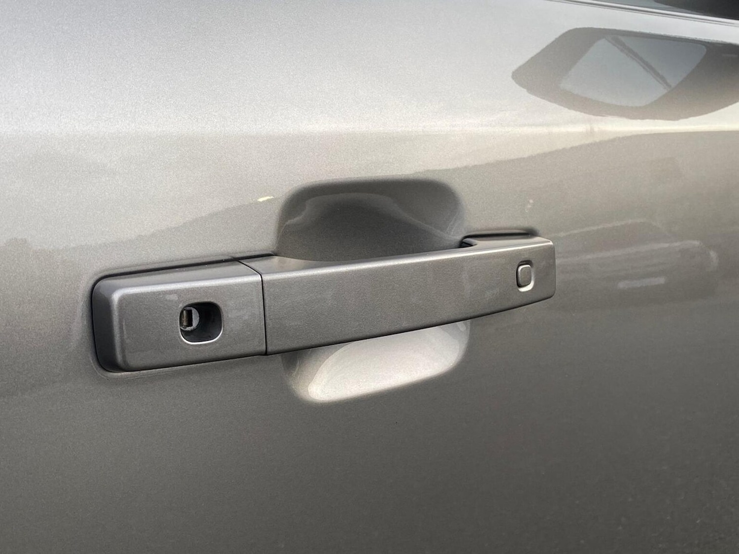 Used Land Rover Defender 2024 for sale - 78039350: Photo 30