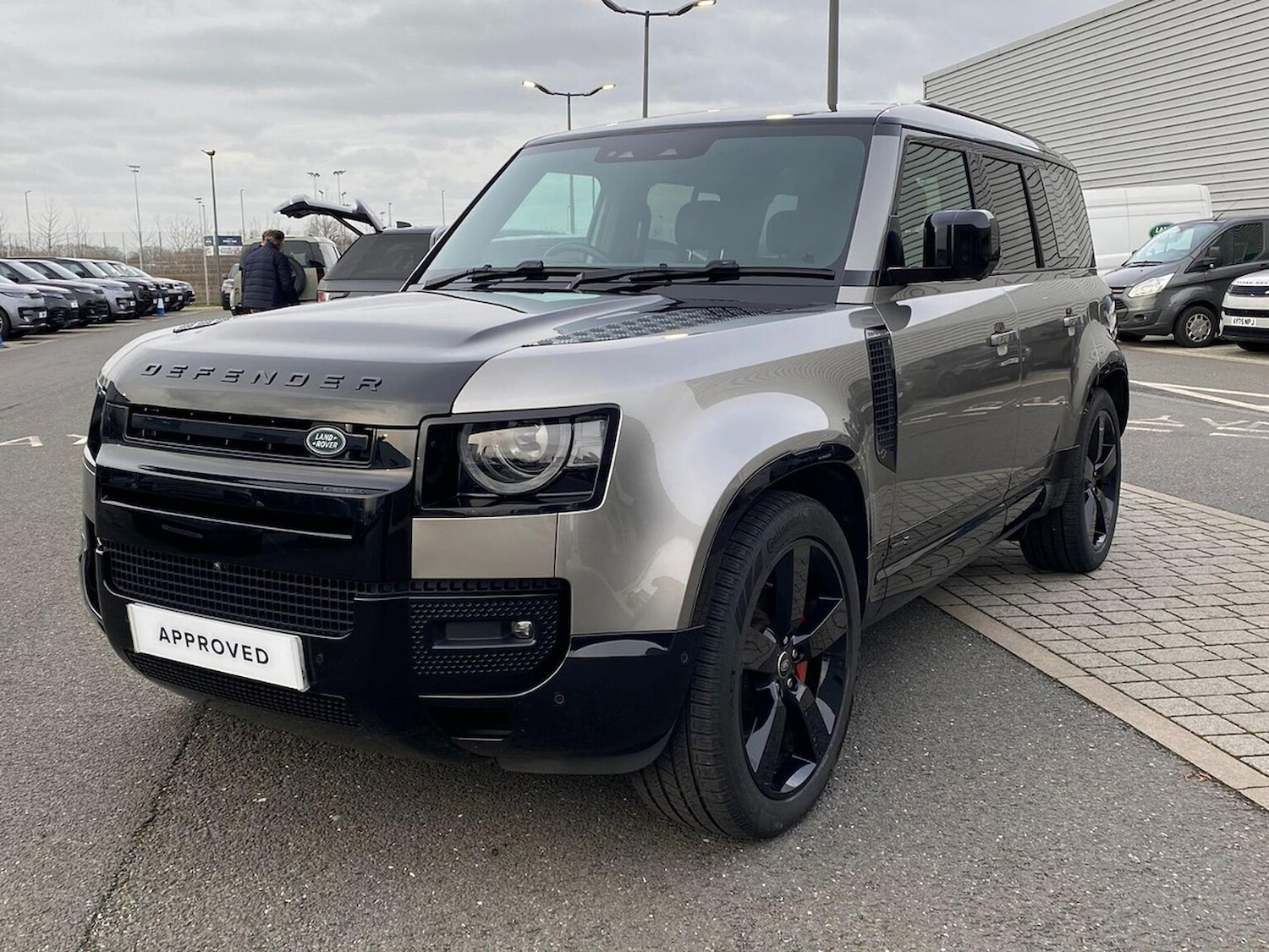 Used Land Rover Defender 2024 for sale - 78039350: Photo 35