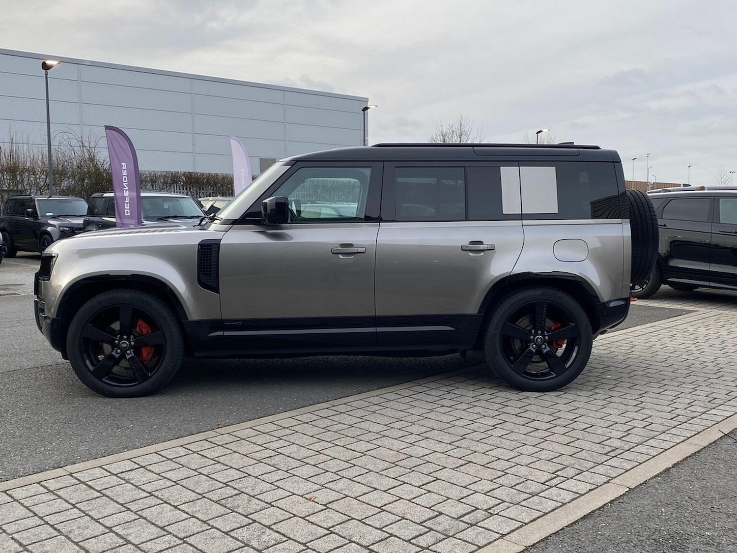 Used Land Rover Defender 2024 for sale - 78039350: Photo 36