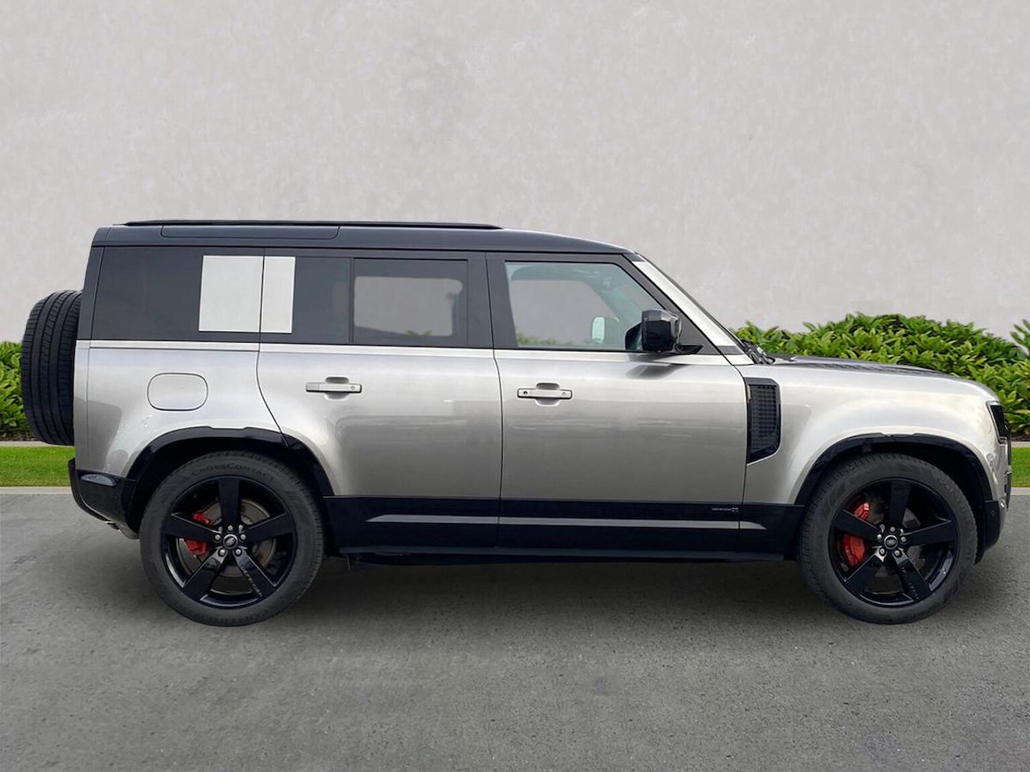 Used Land Rover Defender 2024 for sale - 78039350: Photo 5