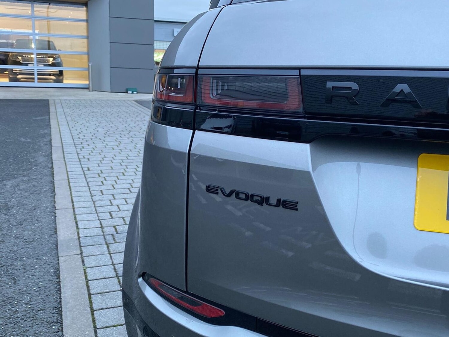 Used Land Rover Range Rover Evoque 2023 for sale - 77488021: Photo 26