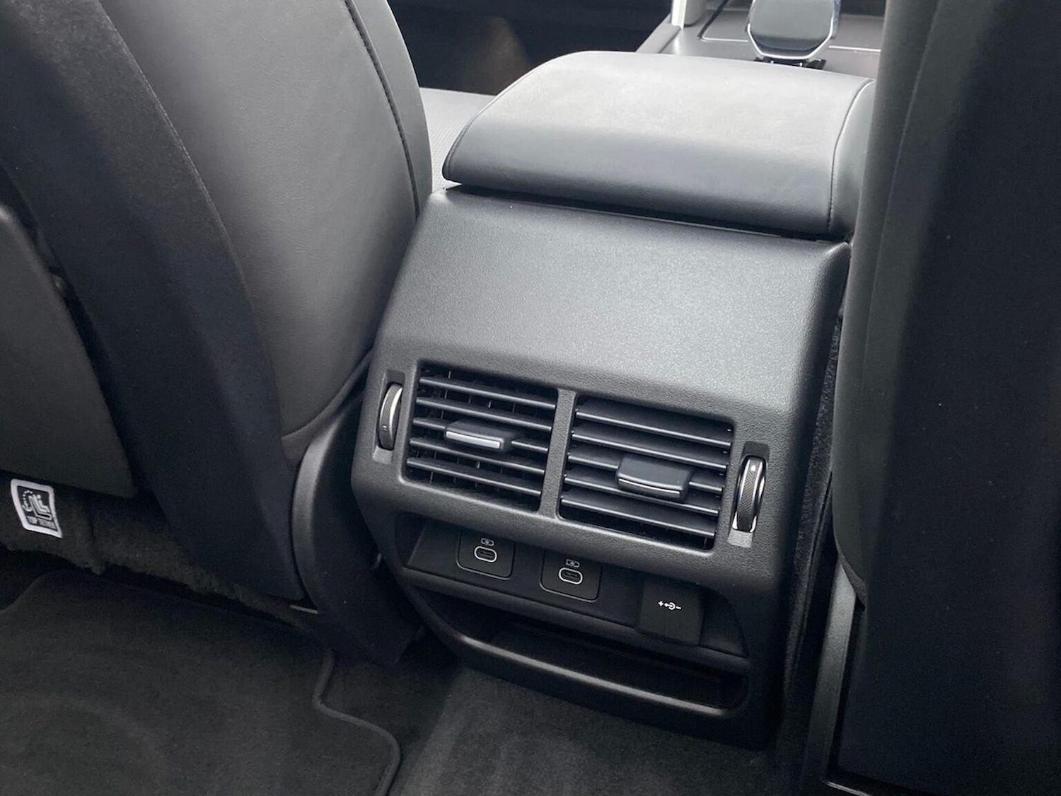 Used Land Rover Discovery Sport 2024 for sale - 76957539: Photo 18