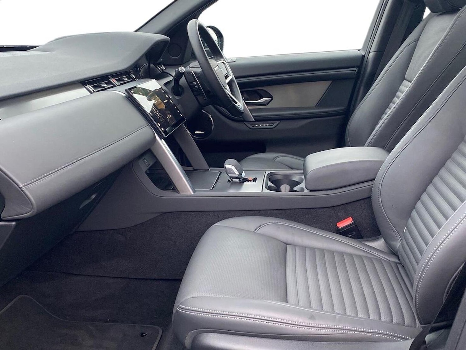 Used Land Rover Discovery Sport 2024 for sale - 76957539: Photo 3