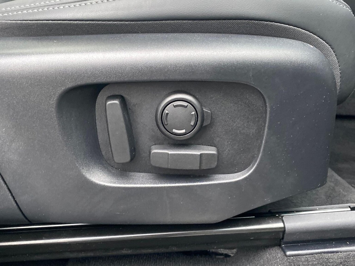 Used Land Rover Discovery Sport 2024 for sale - 76957539: Photo 35