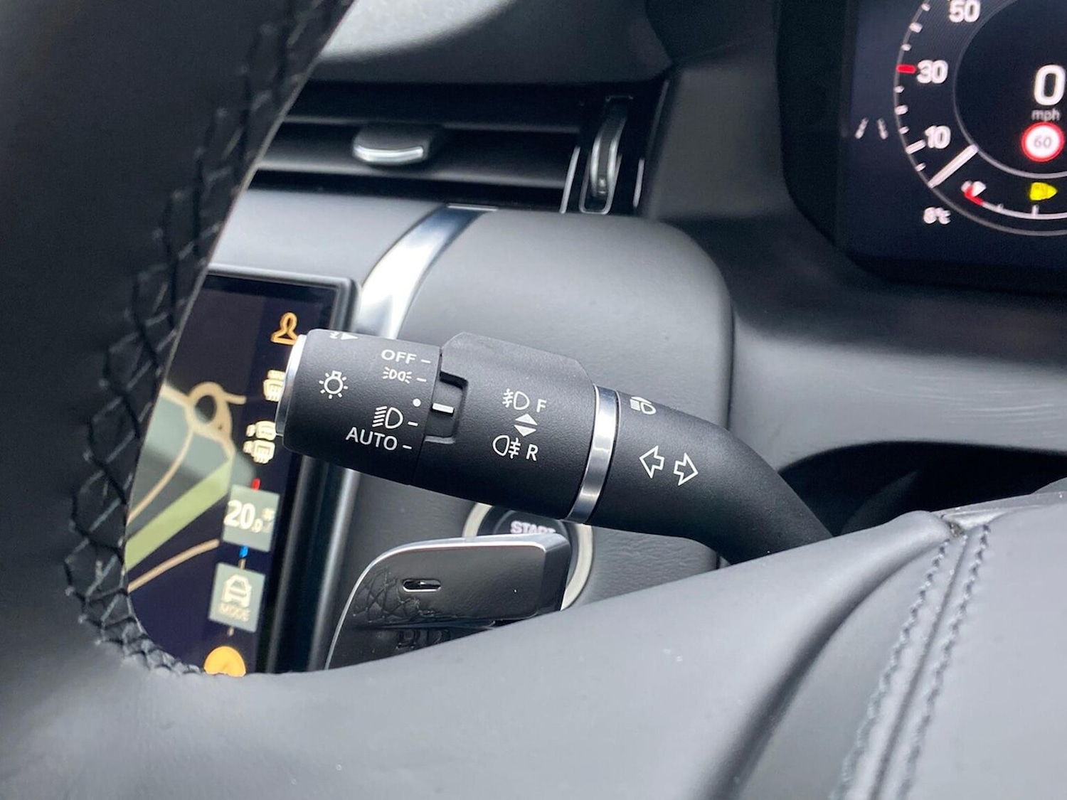 Used Land Rover Discovery Sport 2024 for sale - 76957539: Photo 41