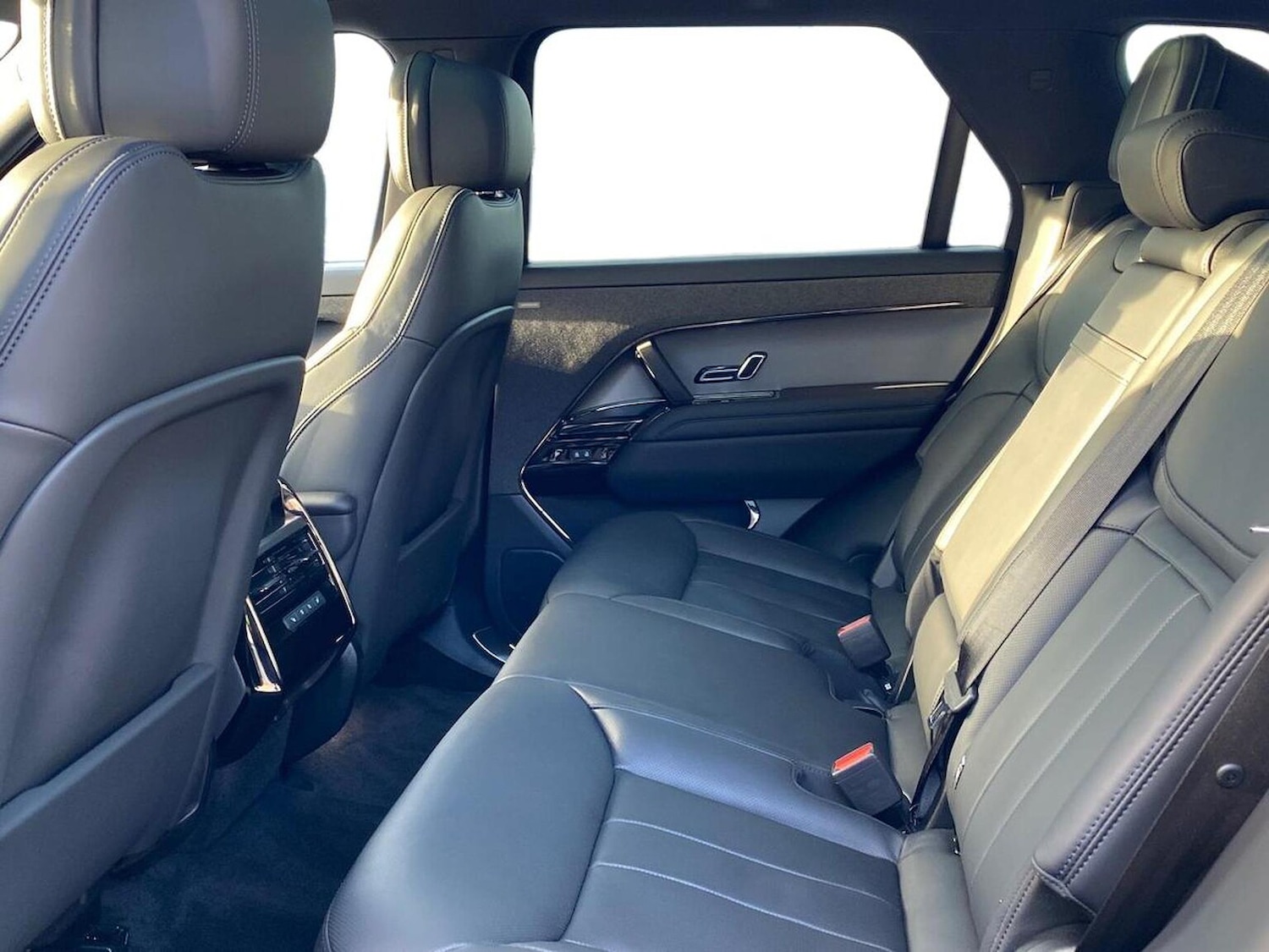 Used Land Rover Range Rover Sport 2025 for sale - 77488061: Photo 4