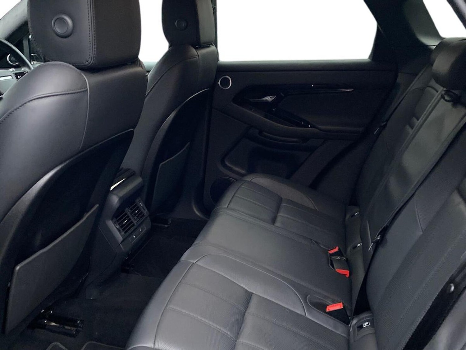 Used Land Rover Range Rover Evoque 2024 for sale - 77488025: Photo 4