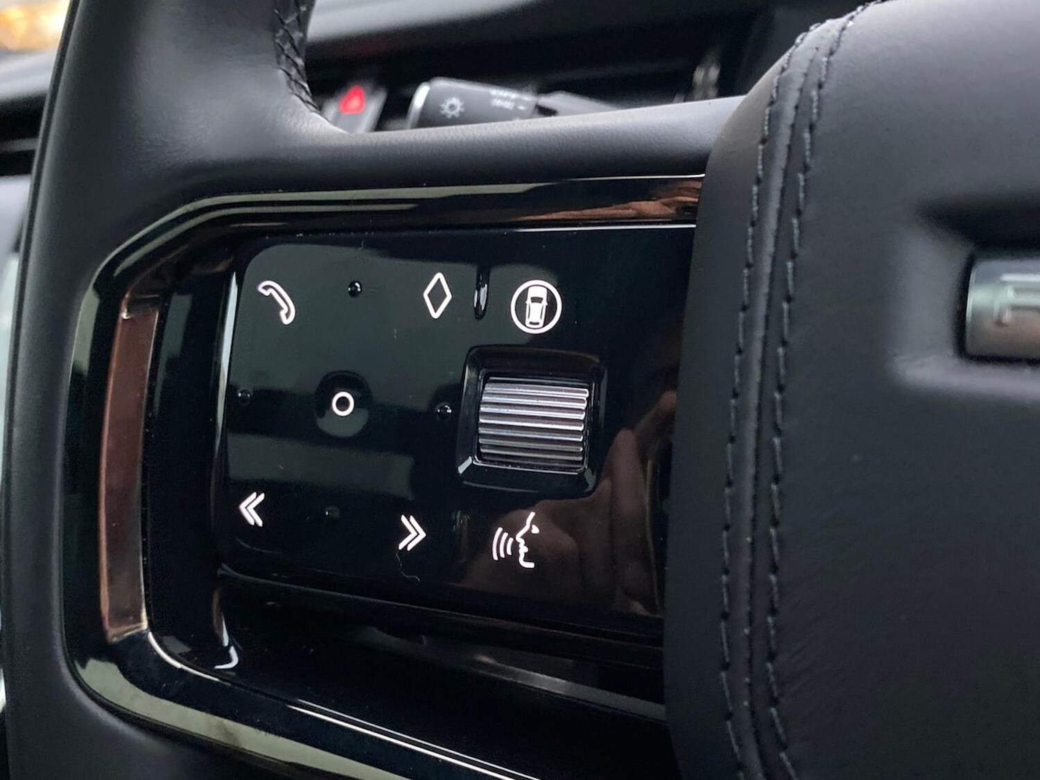 Used Land Rover Range Rover Evoque 2024 for sale - 77488025: Photo 41