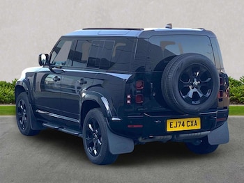 Used Land Rover Defender 2024 for sale - 78317075: Photo