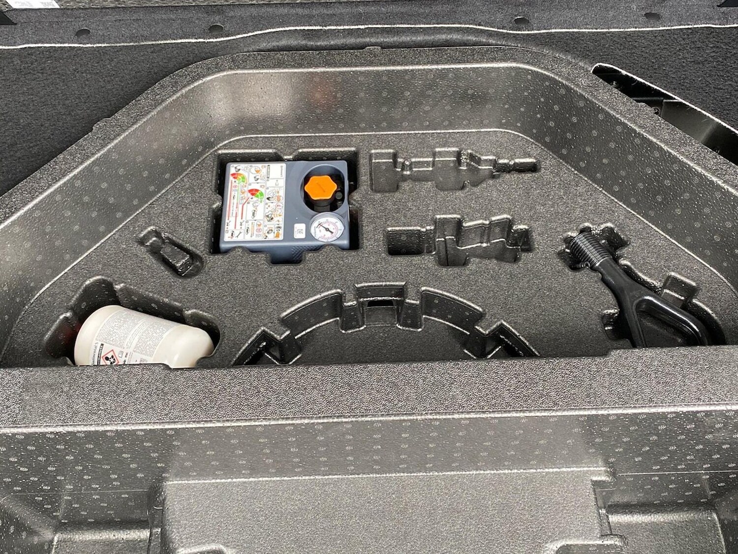 Used Land Rover Range Rover Sport 2024 for sale - 76335131: Photo 32