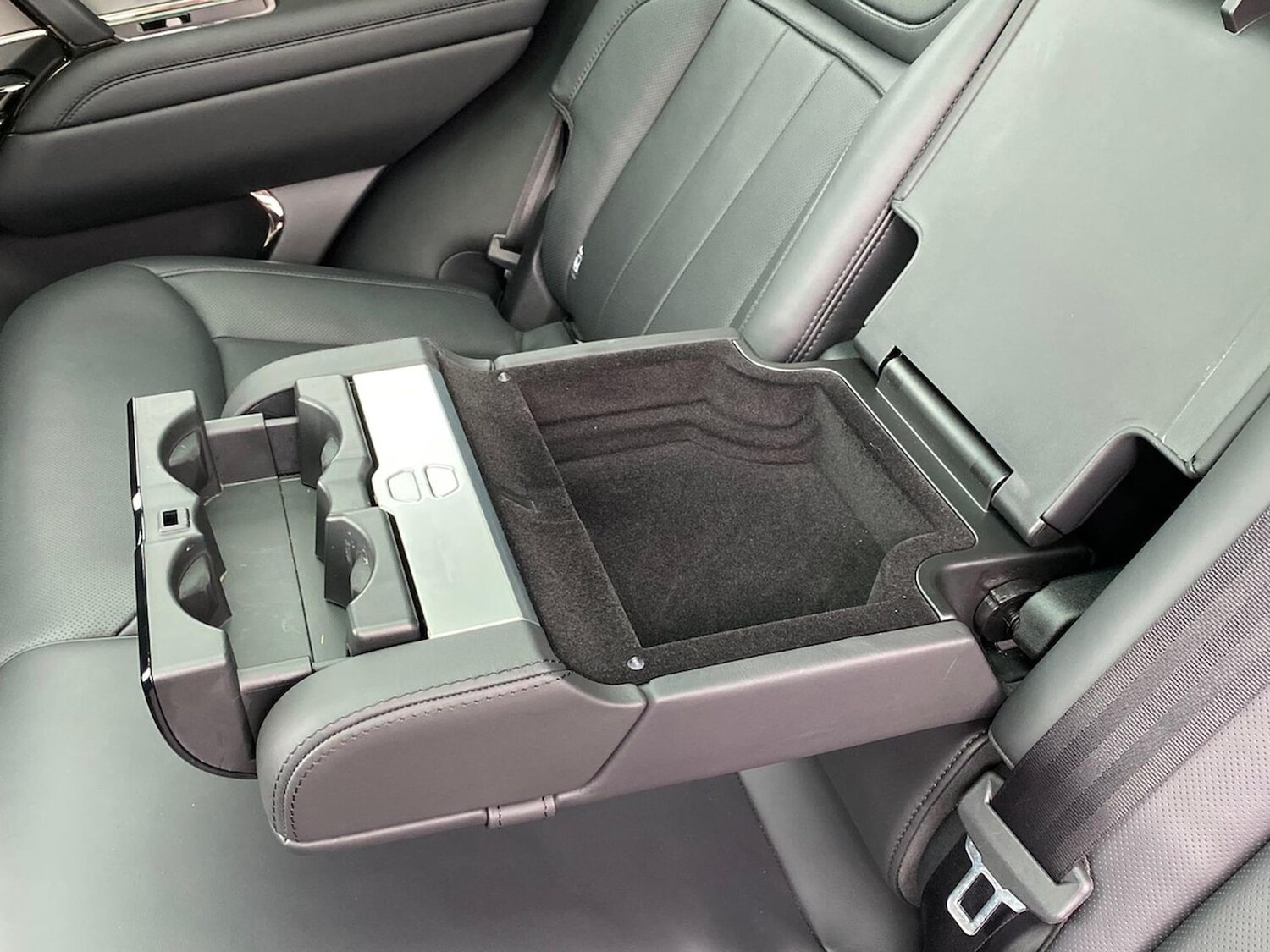 Used Land Rover Range Rover Sport 2024 for sale - 76335131: Photo 36