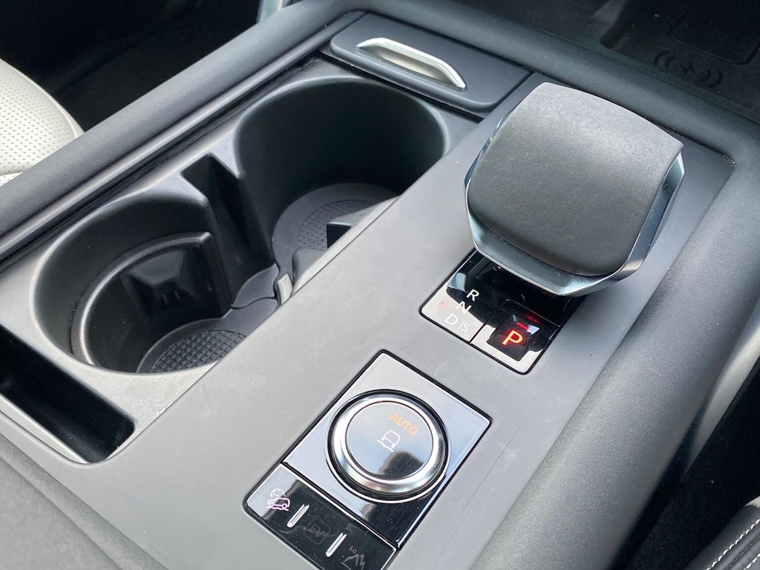 Used Land Rover Discovery 2022 for sale - 76979877: Photo 13