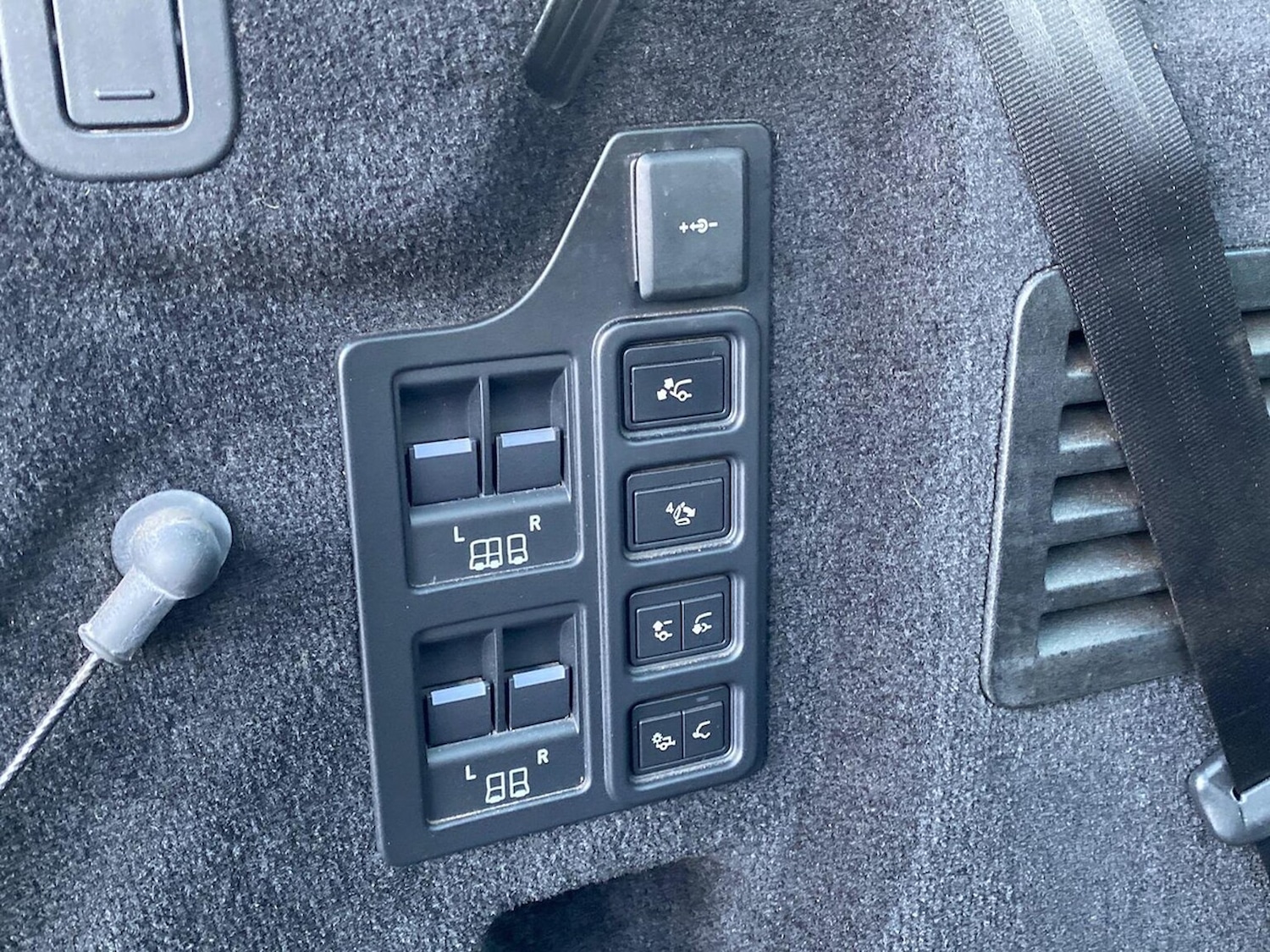 Used Land Rover Discovery 2022 for sale - 76979877: Photo 36