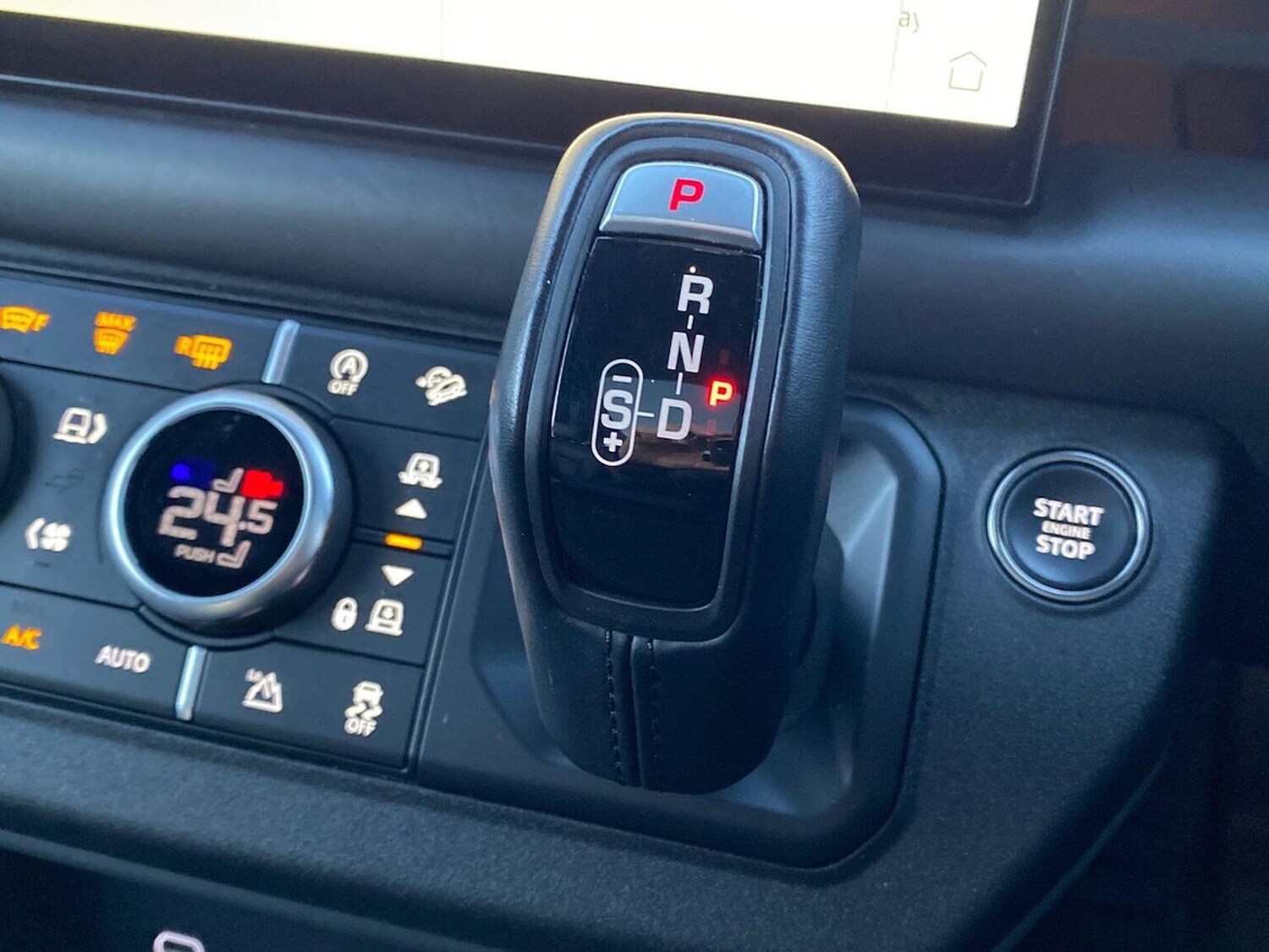 Used Land Rover Defender 2023 for sale - 77488002: Photo 13