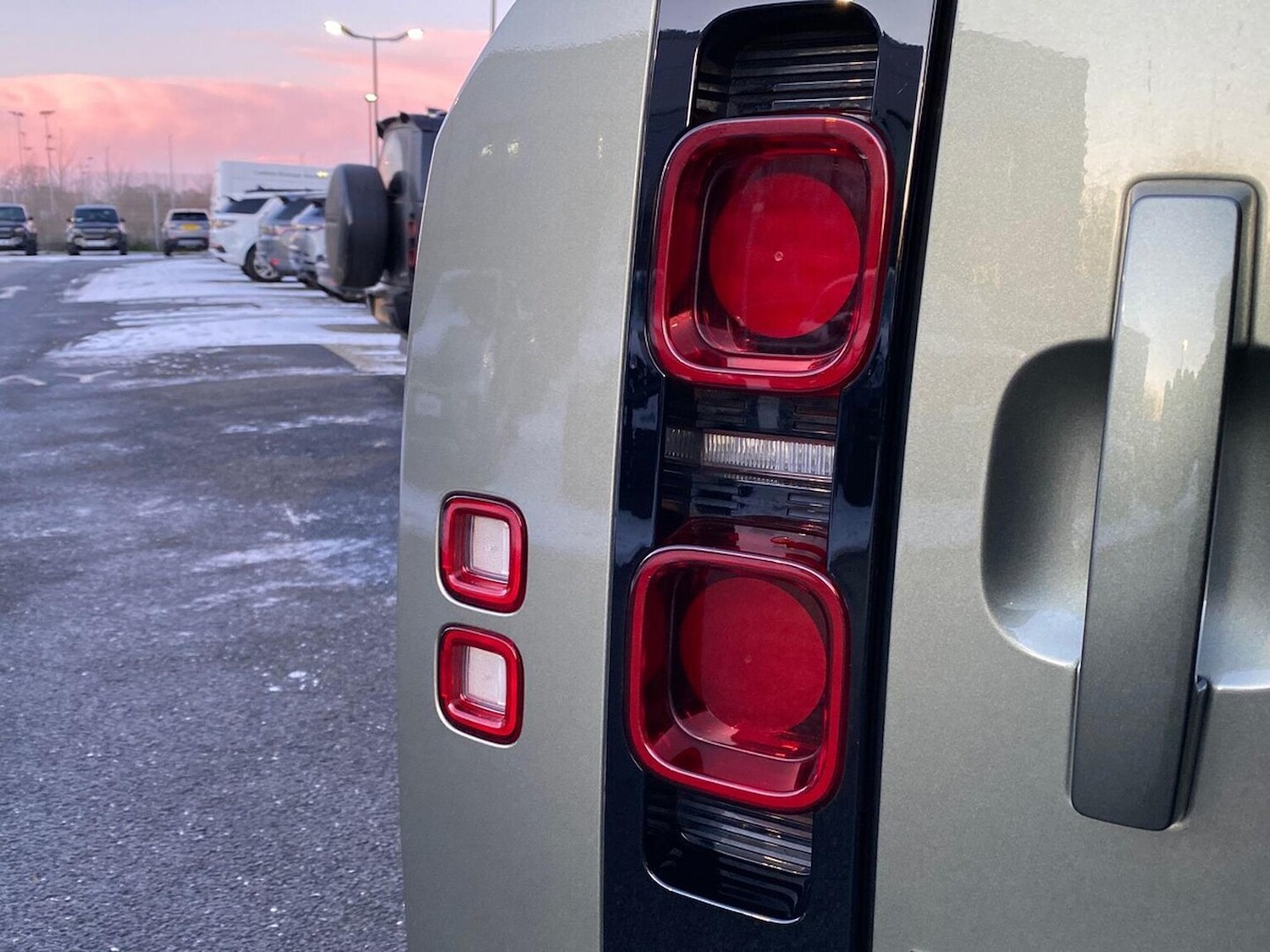 Used Land Rover Defender 2023 for sale - 77488002: Photo 19